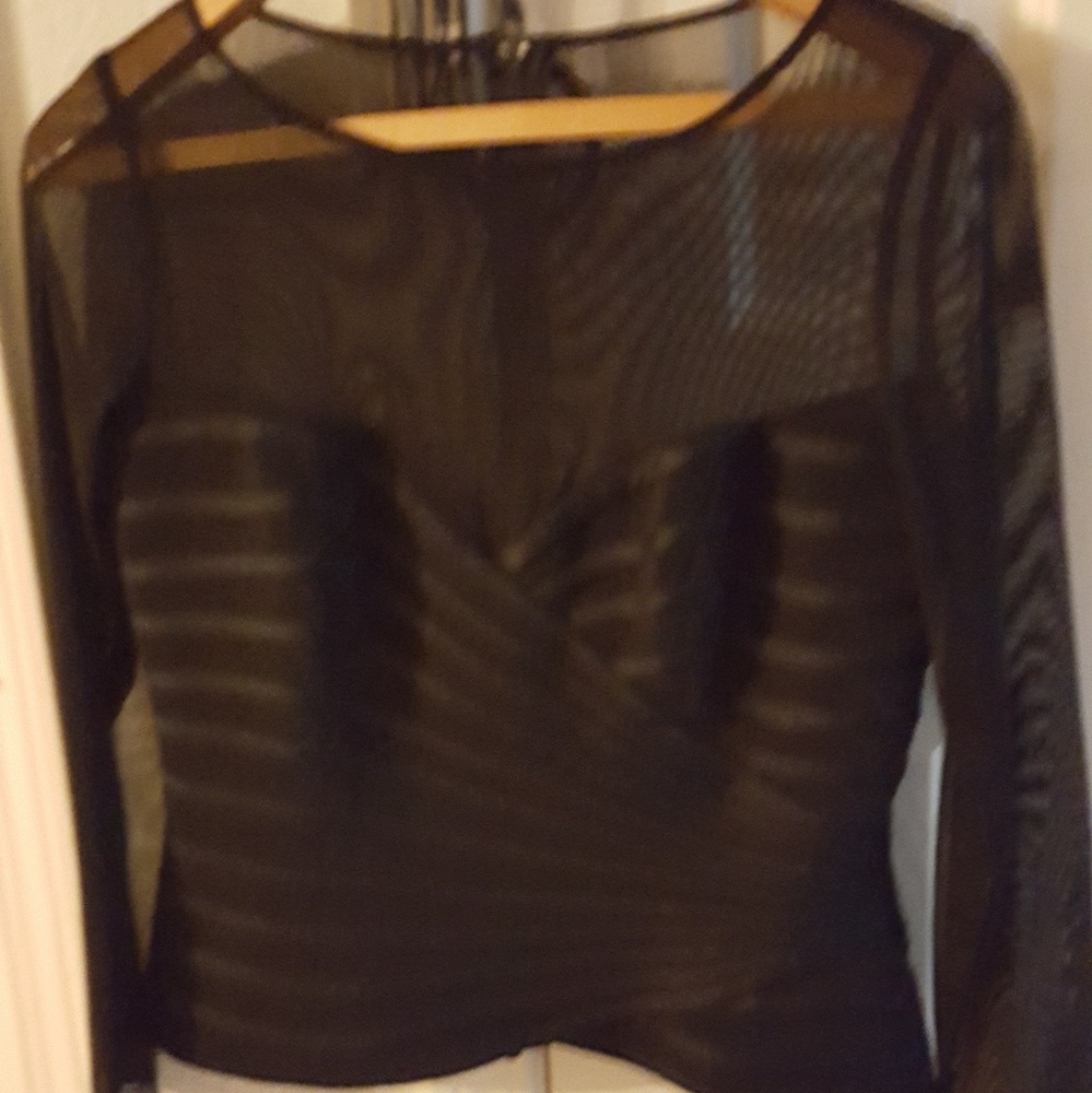 "STARLET" SWEETHEART NECKLINE TOP